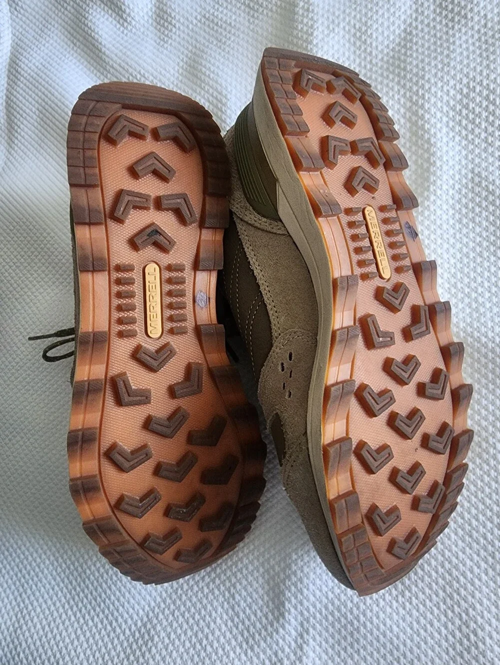 Merrell Men’s Lace-Up Sneakers in Brown and Tan with Olive Accents